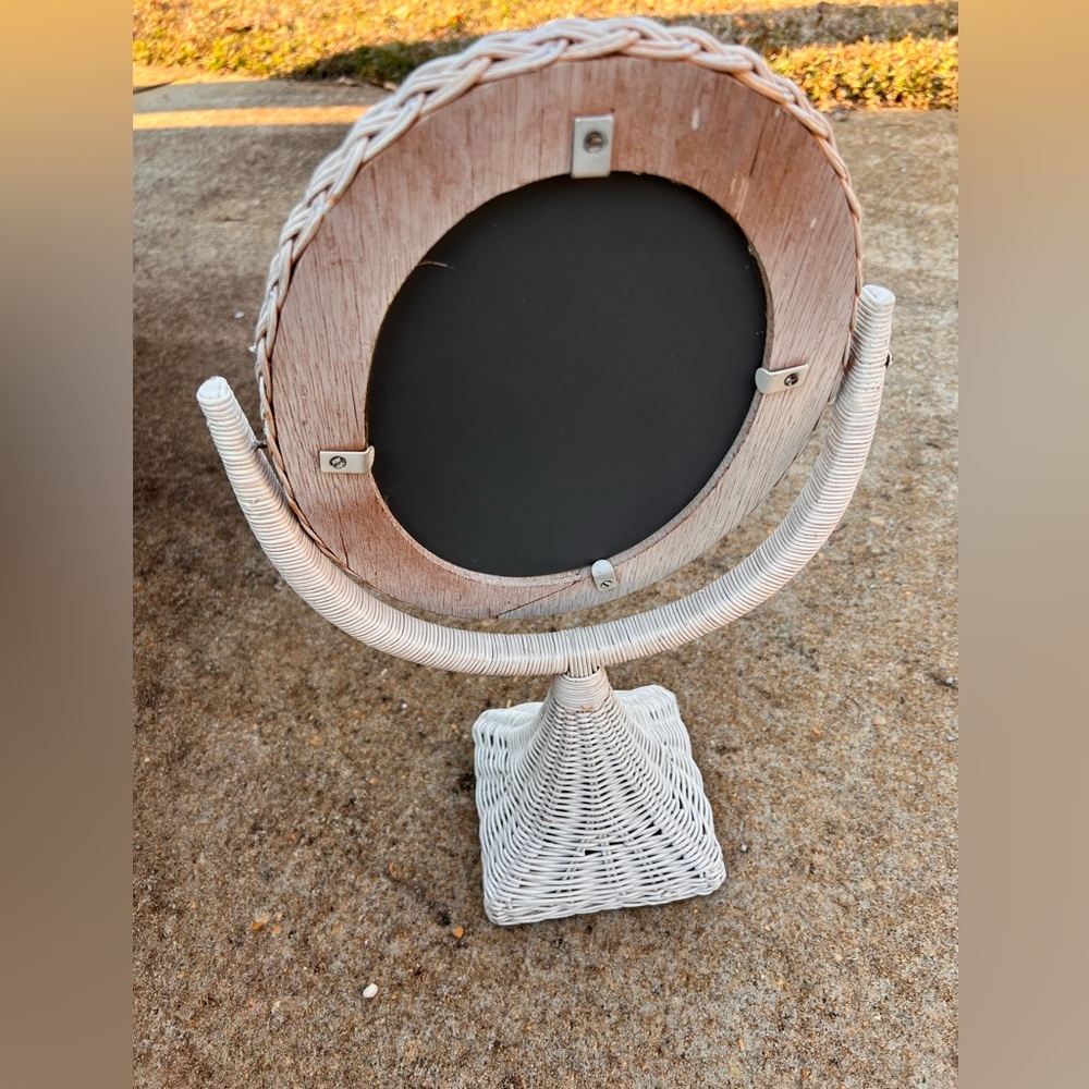 White Wicker Oval Vanity Tabletop Mirror Cottage Style. - Picture 7 of 8